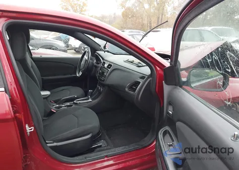 2011 Chrysler 200 Touring from USA, damaged, VIN 1C3BC1FB4BN572097